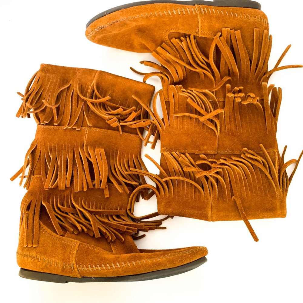 Minnetonka Suede Fringe Boots - 3 Layer Size 8 - image 1